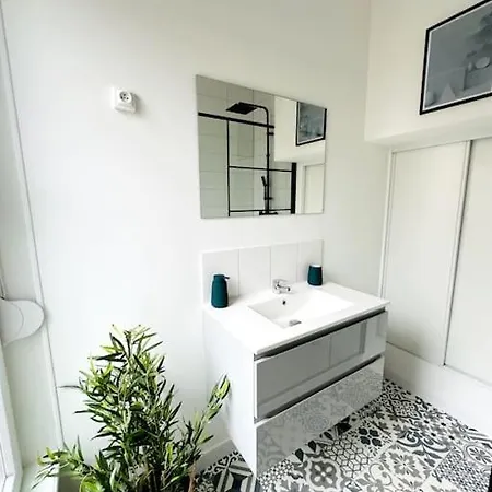 Le Moderne アパート